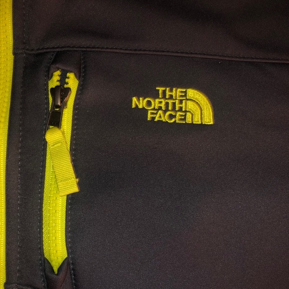 BOYS APEX BIONIC THE NORTH FACE JACKET - Picture 3 of 5